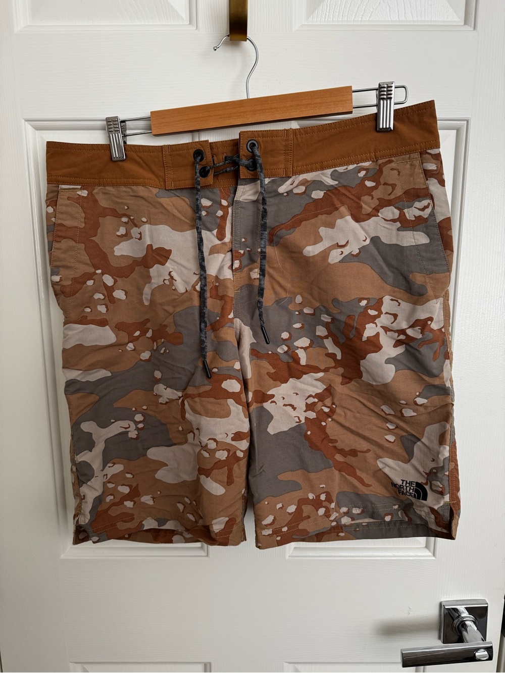 The North Face Men’s Brown & Tan Camo Board Shorts